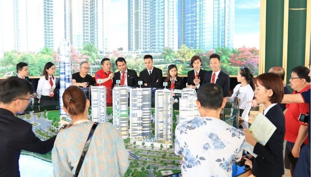 Cá nhân môi giới bất động sản nộp thuế thế nào để tránh rủi ro pháp lý?