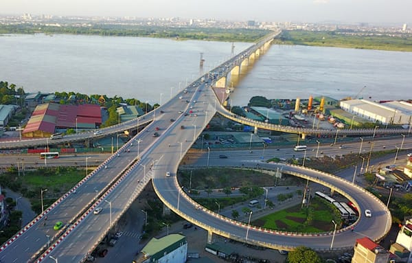 Thông xe cầu Vĩnh Tuy 2