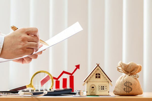 Làm thế nào để tránh rủi ro khi mua bất động sản thế chấp vay ngân hàng?