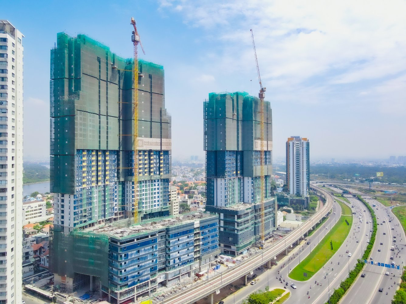 khoang-cach-tu-du-an-lumiere-riverside-den-khu-to-hop-bloq-la-bao-xa-onehousing-2