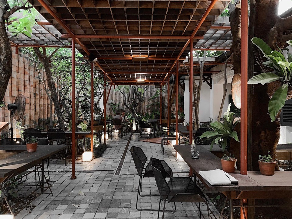 diem-danh-top-5-quan-ca-phe-view-song-ao-cuc-chat-gan-du-an-lumiere-riverside-n17t-onehousing-1