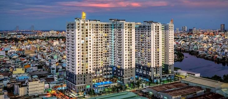 chung-cu-cao-cap-nao-gan-dai-hoc-nguyen-tat-thanh-quan-7-onehousing-1