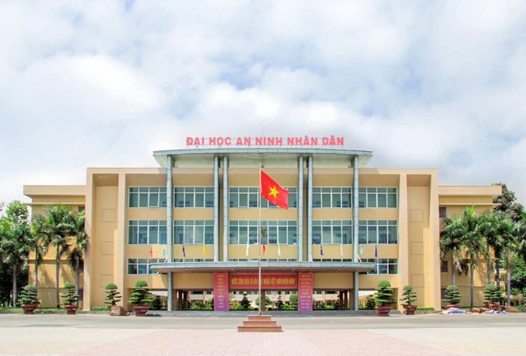 diem-danh-top-3-truong-dai-hoc-tot-nhat-gan-du-an-masteri-centre-point-n17t-onehousing-1