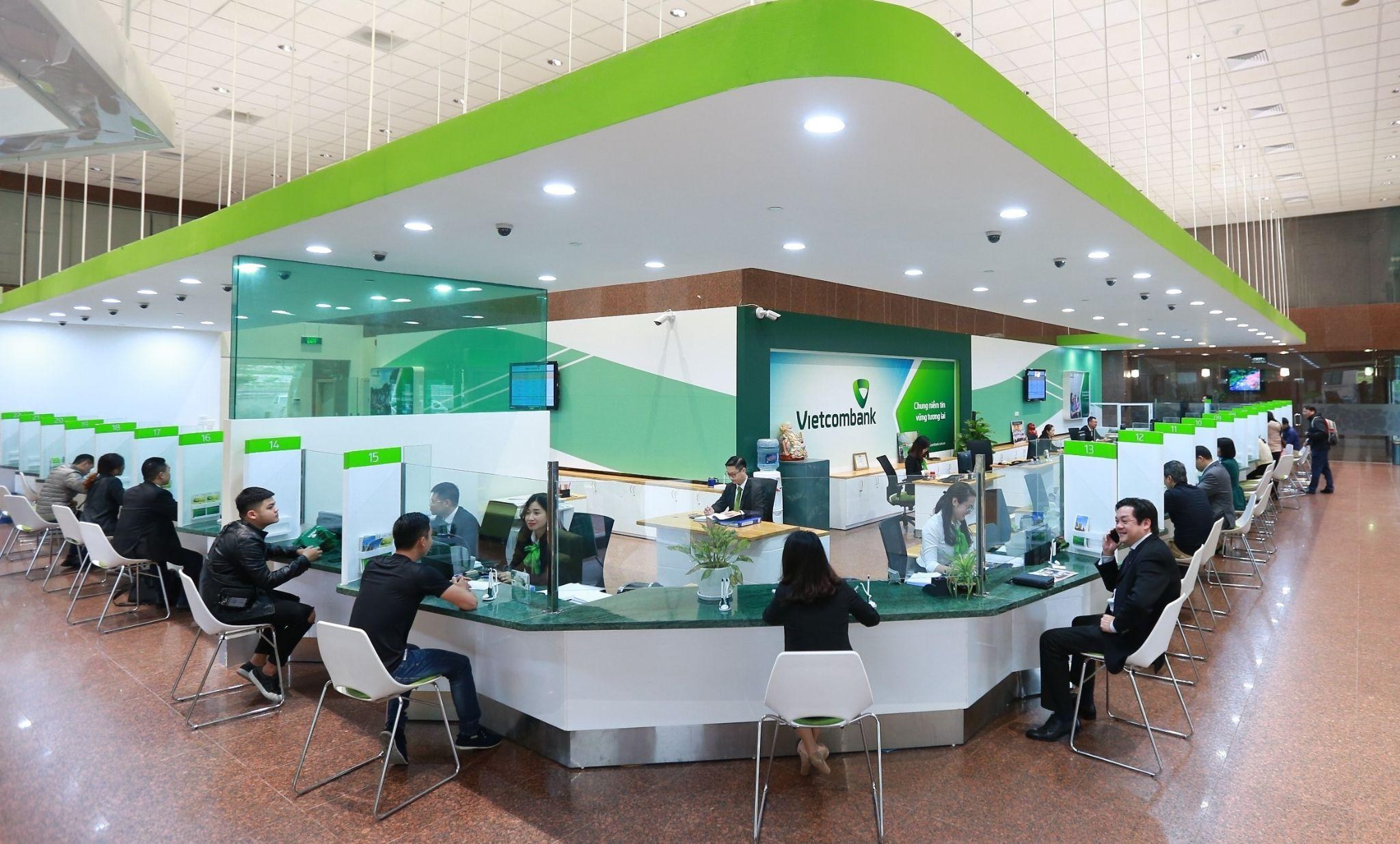 lai-suat-ngan-hang-vietcombank-duoc-tinh-nhu-the-nao-khi-gui-tiet-kiem-khong-ky-han