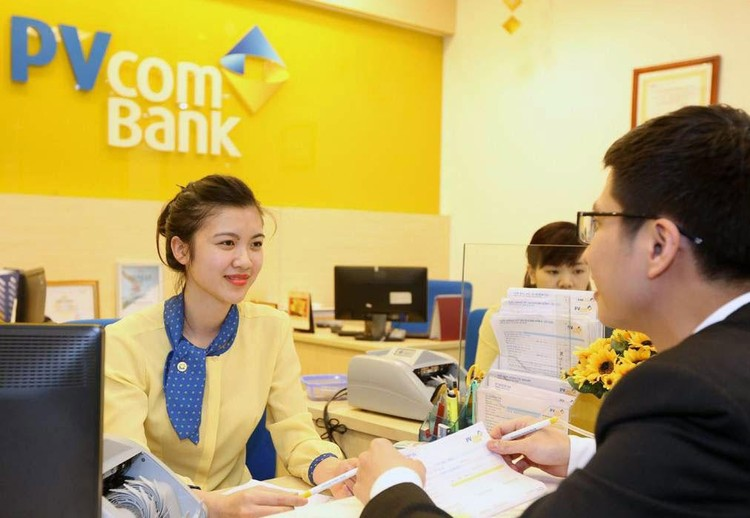 rut-tien-gui-va-lai-suat-ngan-hang-truoc-han-duoc-pvcombank-quy-dinh-the-nao