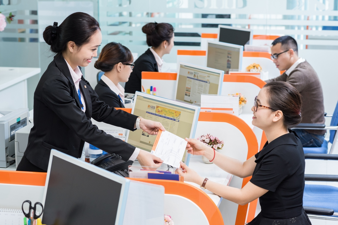 e-banking-shb-co-ho-tro-dich-vu-thanh-toan-phi-cang-bien-cho-khach-hang-doanh-nghiep-khong