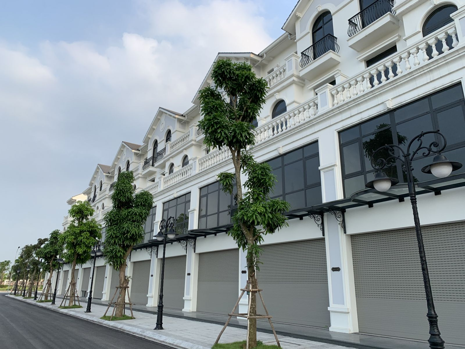 shophouse-thuong-mai-dich-vu-cho-thue-tai-vinhomes-ocean-park-co-thiet-ke-nhu-the-nao