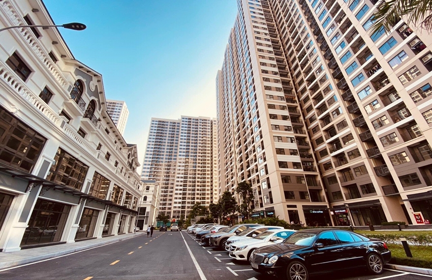 gia-phi-trong-xe-theo-luot-cua-vinhomes-smart-city-cho-khach-thue-la-bao-nhieu-mot-lan-gui