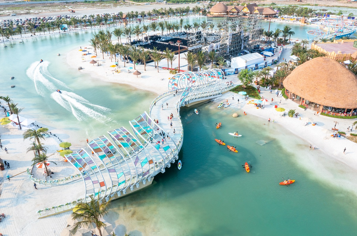du-khach-thue-nha-ocean-park-ngan-ngay-di-chuyen-den-cong-vien-nuoc-ocean-park-2-3-the-nao-tien-nhat