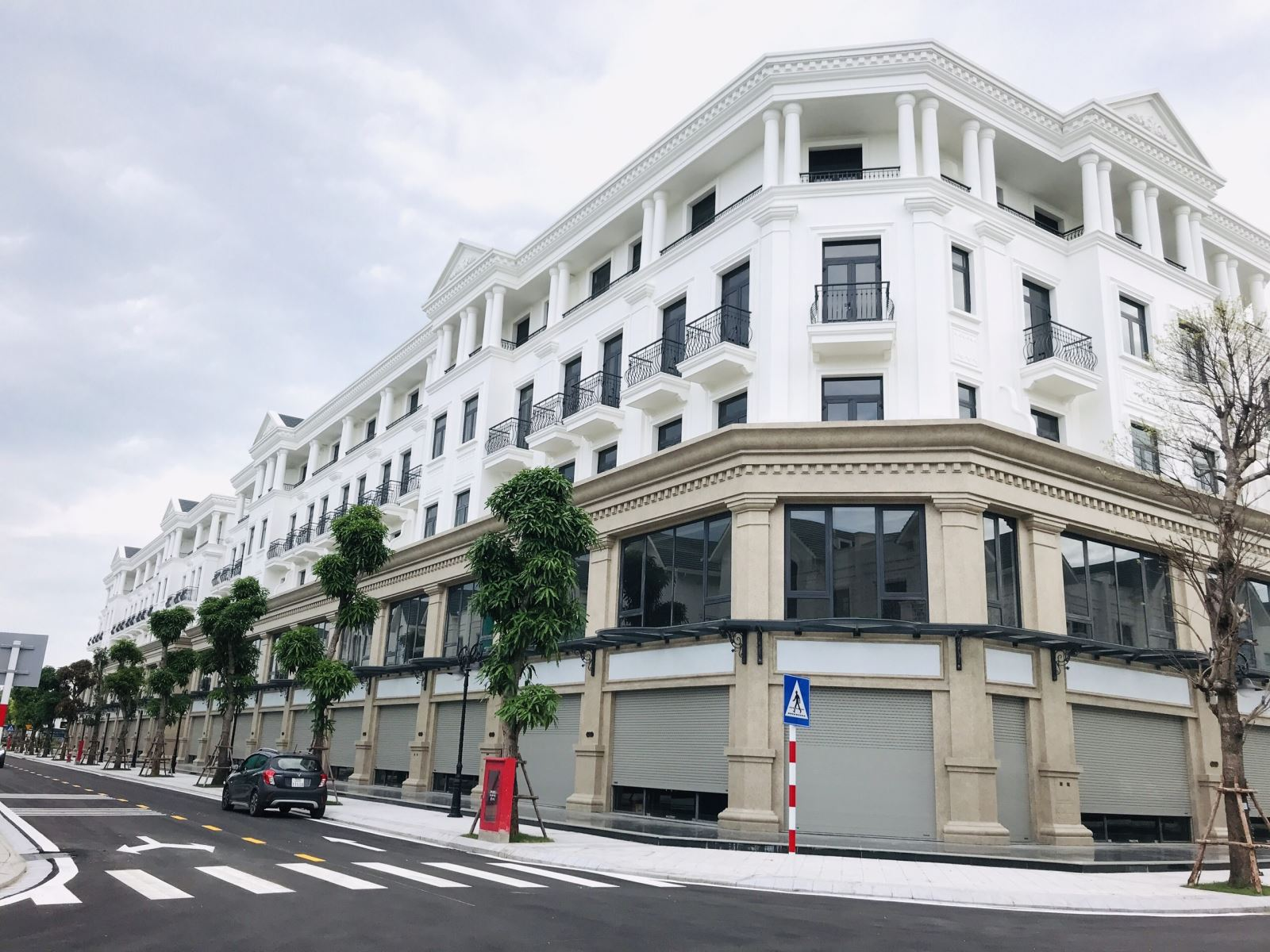 thue-shophouse-o-vinhomes-ocean-park-gia-lam-co-the-kinh-doanh-gi-onehousing-3