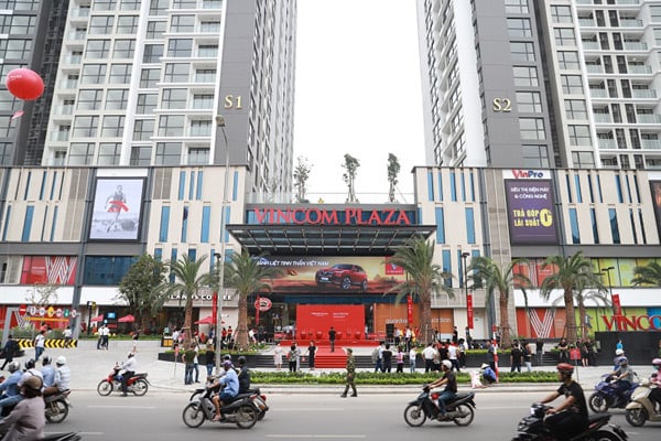 Vincom Plaza Skylake - Điểm đến thu hút đông đảo giới trẻ phía Tây thủ đô.