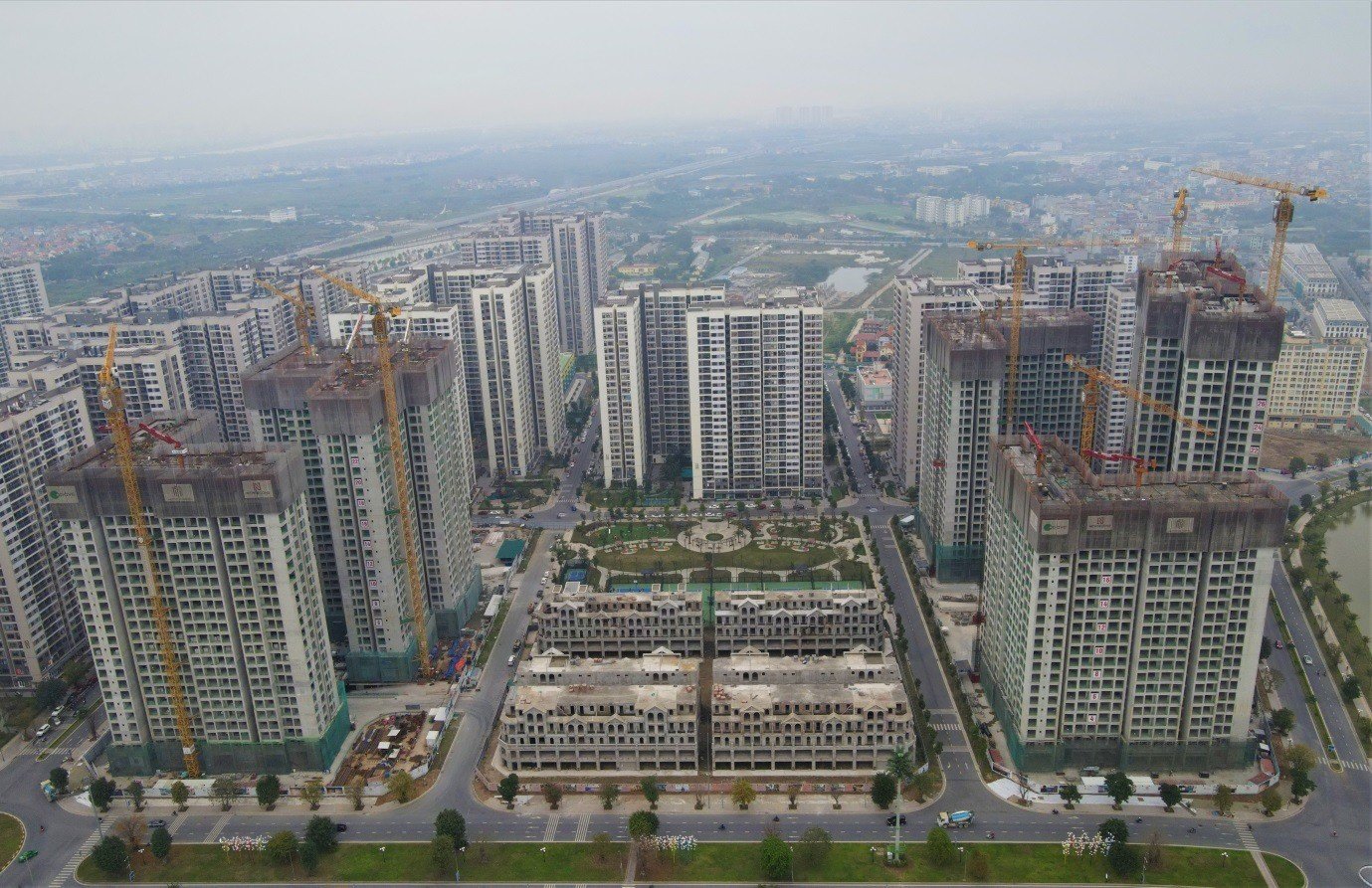 can-2pn-toa-m2-miami-masteri-waterfront-huong-dong-bac-gia-bao-nhieu-1m2-OneHousing-1