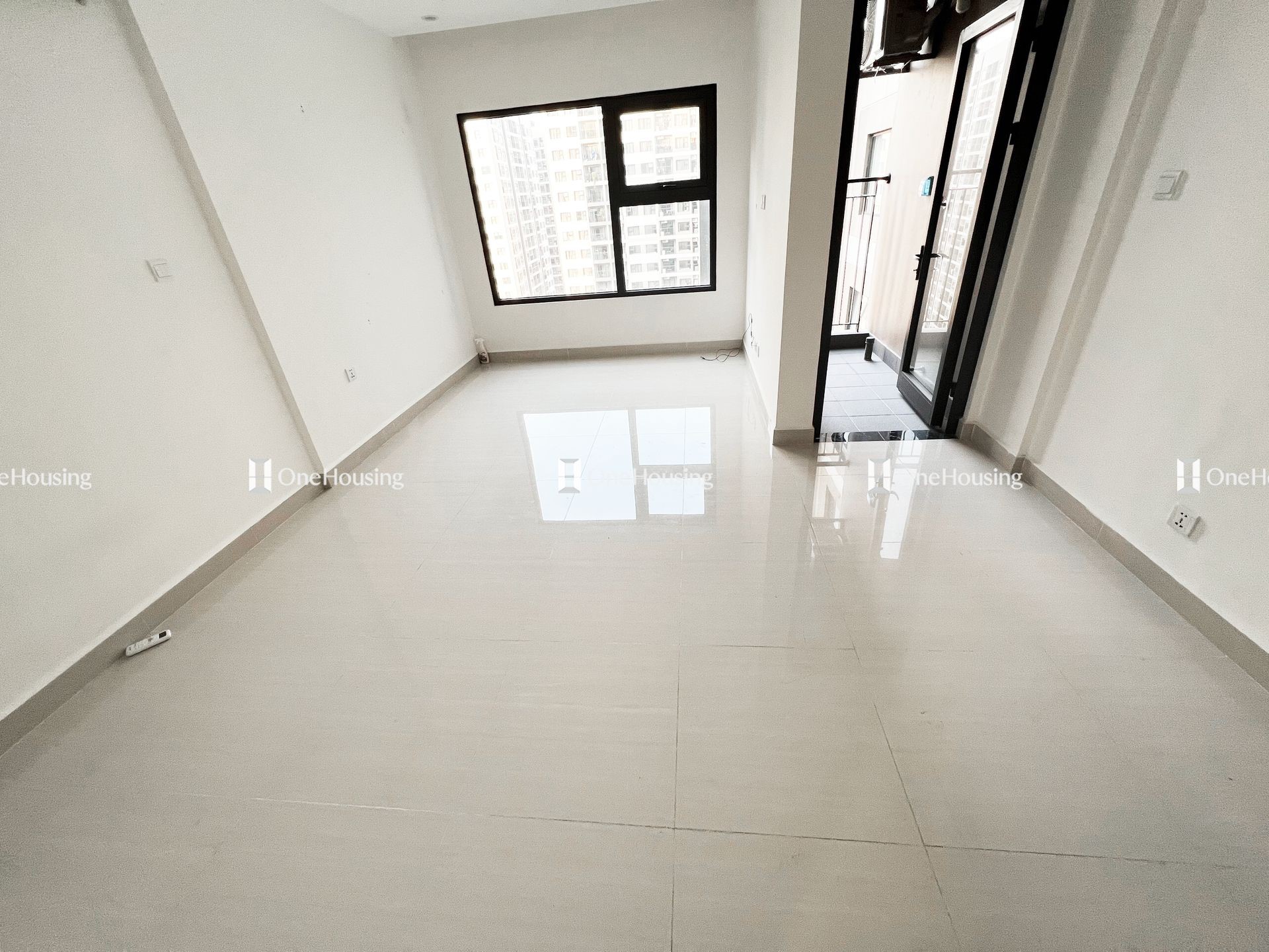 can-studio-toa-s218-the-sapphire-vinhomes-ocean-park-gia-lam-huong-dong-bac-gia-bao-nhieu-1m2-n17t-onehousing-1