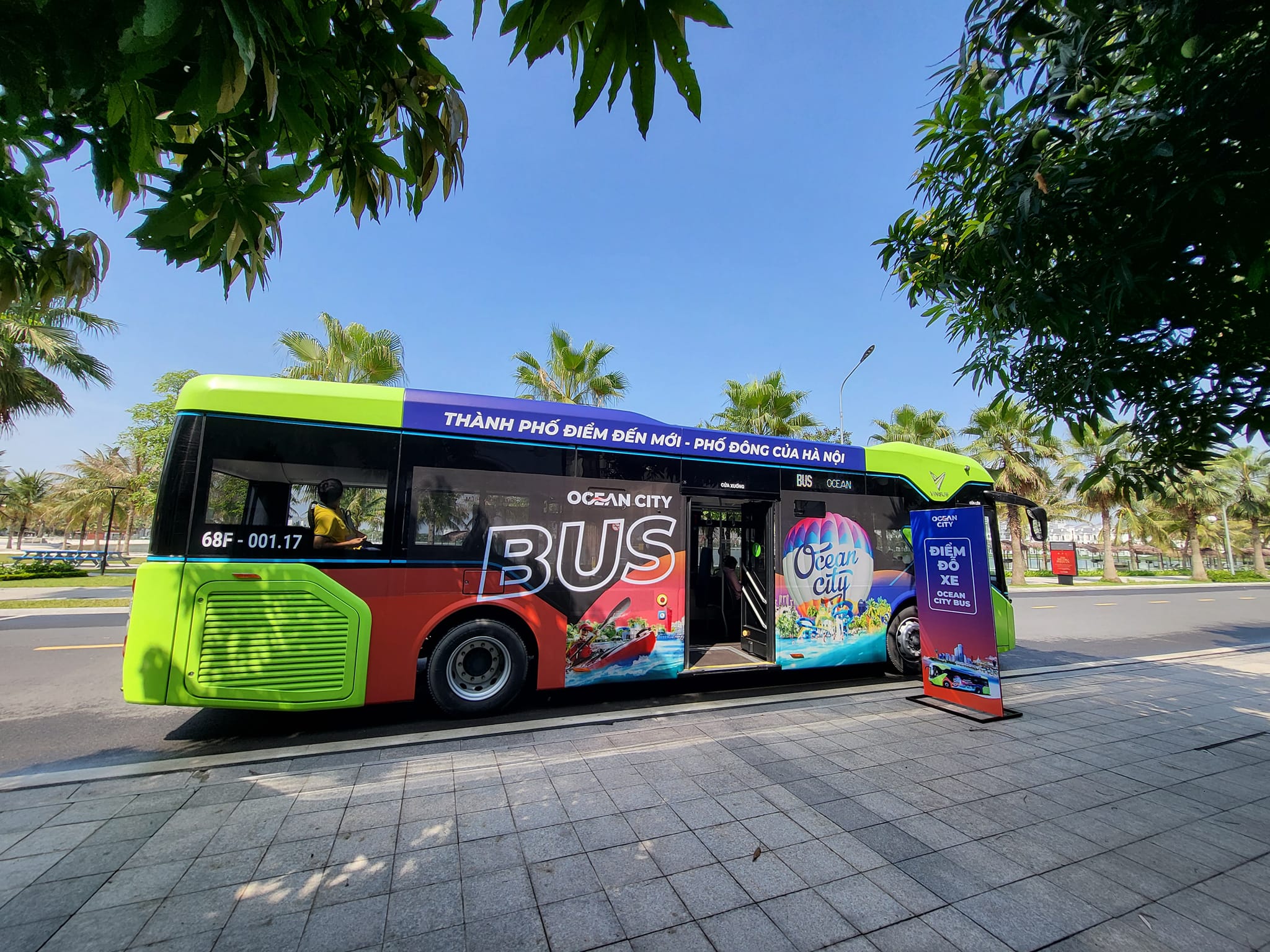 Ocean City Bus chính thức được đưa vào hoạt động tại Vinhomes Ocean Park 2 (Ảnh: Vinhomes Ocean Park 2)