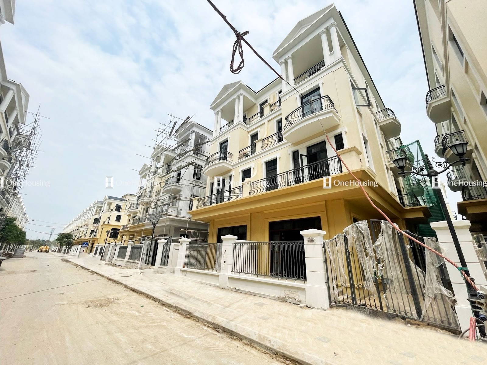 vi-sao-nen-mua-biet-thu-huong-duong-dao-dua-6-can-thuong-mat-tien-dong-nam-khu-dao-dua-vinhomes-ocean-park-2-o-onehousing-OneHousing-2