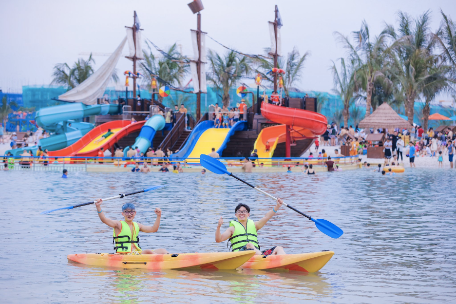 co-the-cheo-kayak-o-ho-nao-trong-vinhomes-ocean-park-1-2-3