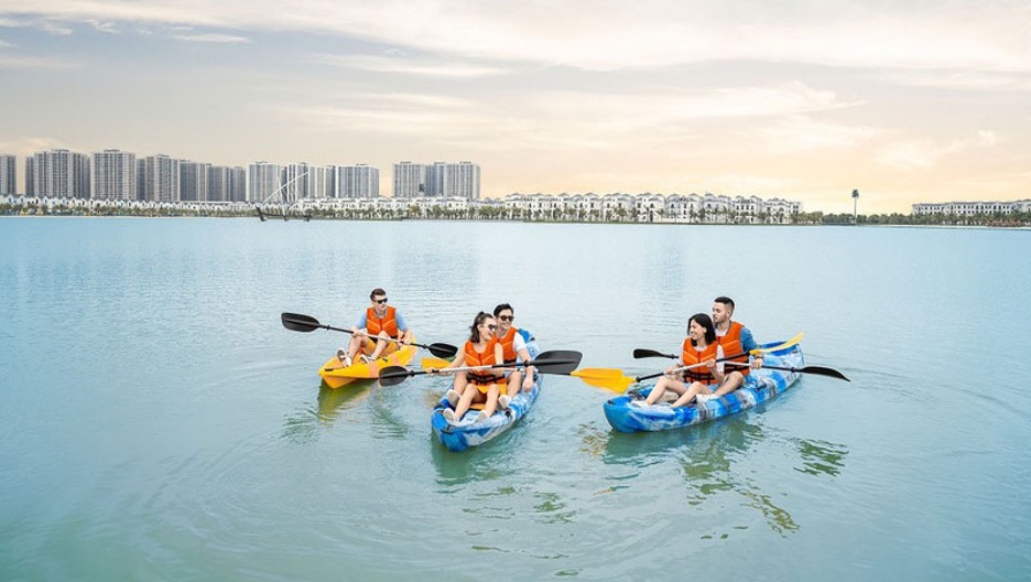 gia-ve-cheo-thuyen-kayak-tai-cac-vinhomes-ocean-park-la-bao-nhieu