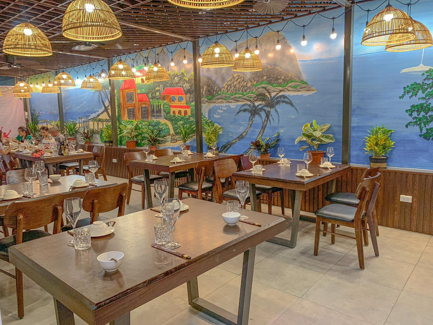 top-4-nha-hang-hai-san-hap-dan-o-ocean-city-OneHousing-1