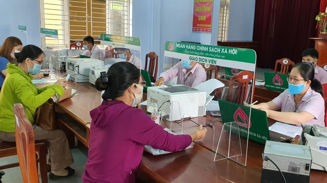 thu-tuc-vay-von-ngan-hang-chinh-sach-xa-hoi-de-xay-nha-can-nhung-giay-to-gi-onehousing-1