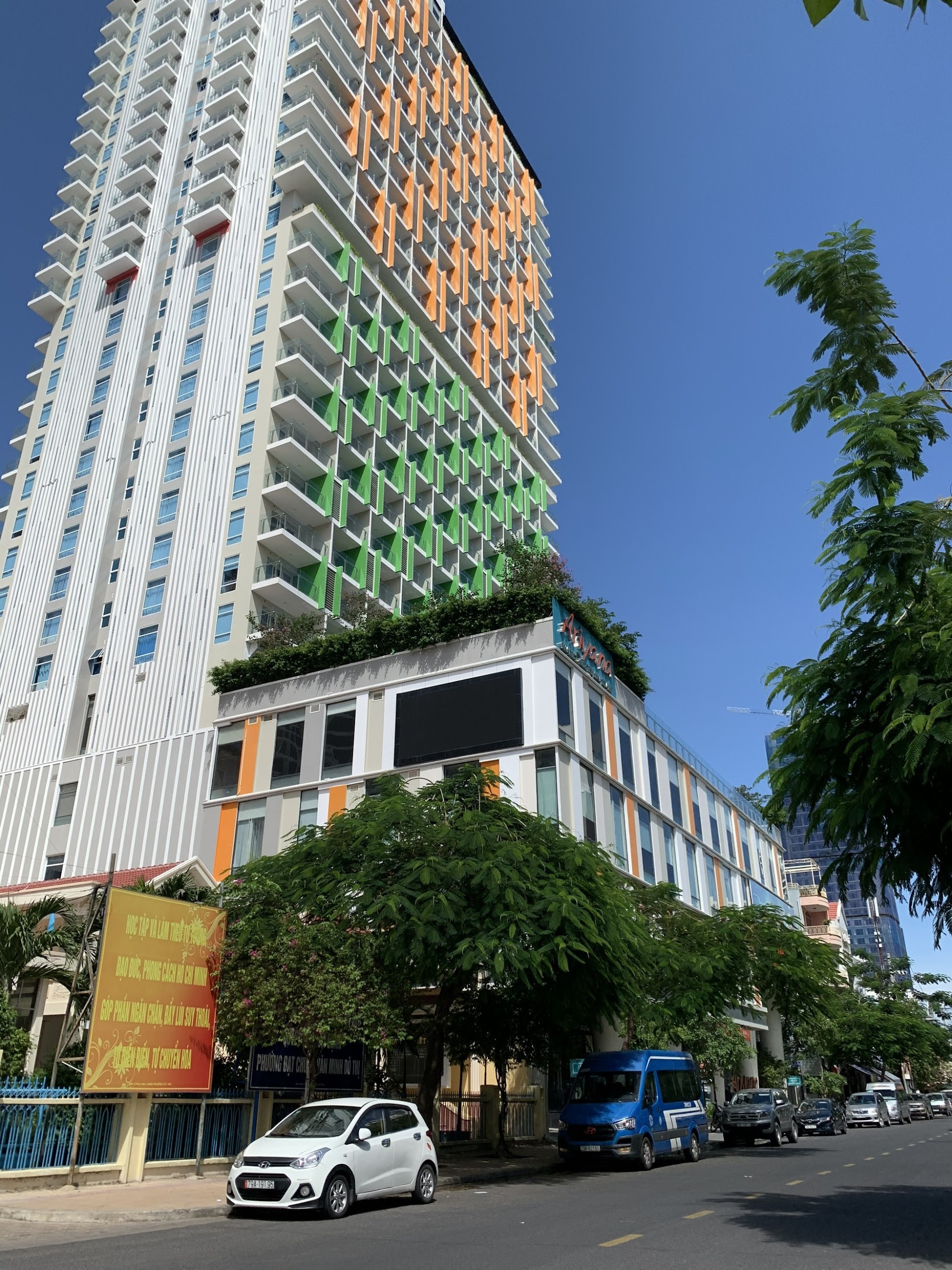 tong-quan-ve-du-an-ariyana-smart-condotel-nha-trang-onehousing-1