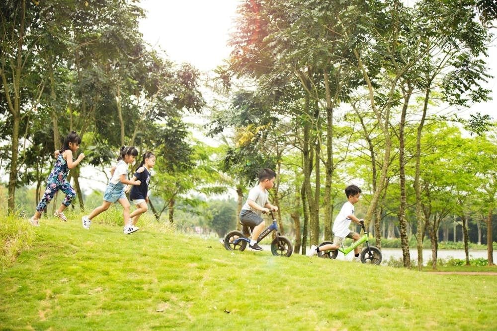 cong-vien-ho-thien-nga-ecopark-dia-chi-cu-the-o-dau-huong-dan-cach-di-n17t-onehousing-1