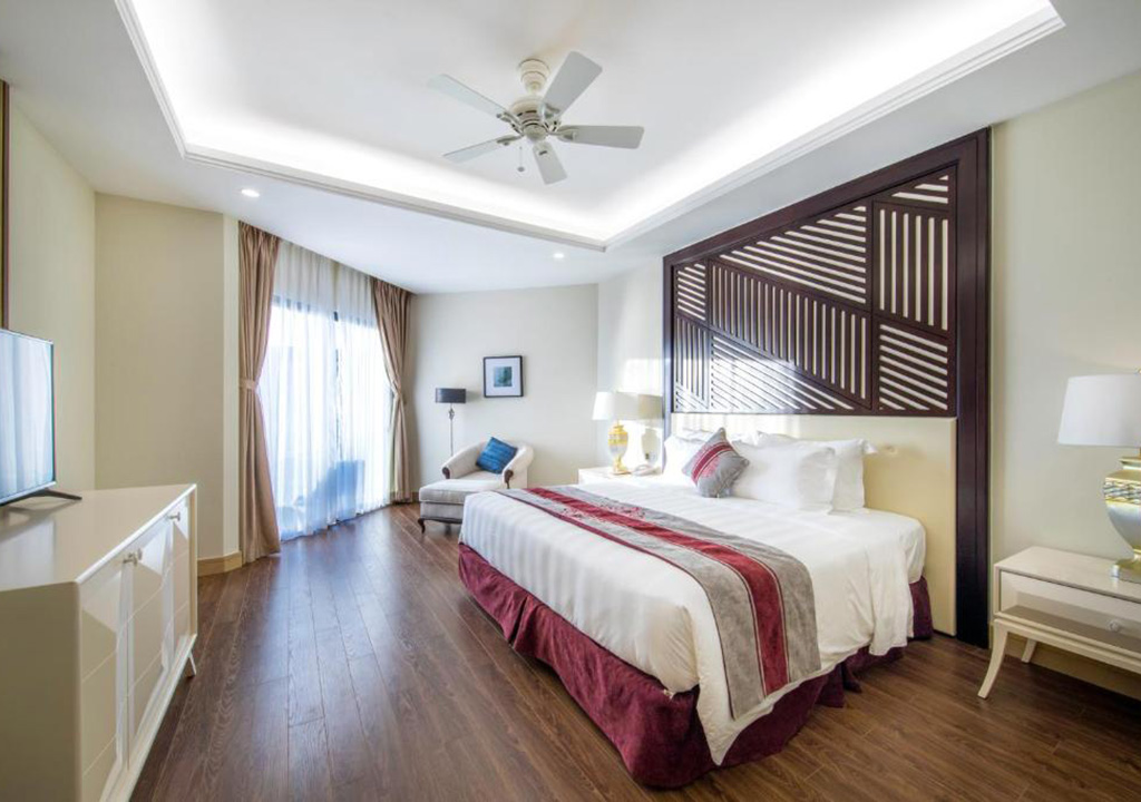 gia-phong-deluxe-ocean-tai-vinpearl-resort-and-spa-hoi-an-dang-la-bao-nhieu-onehousing-7