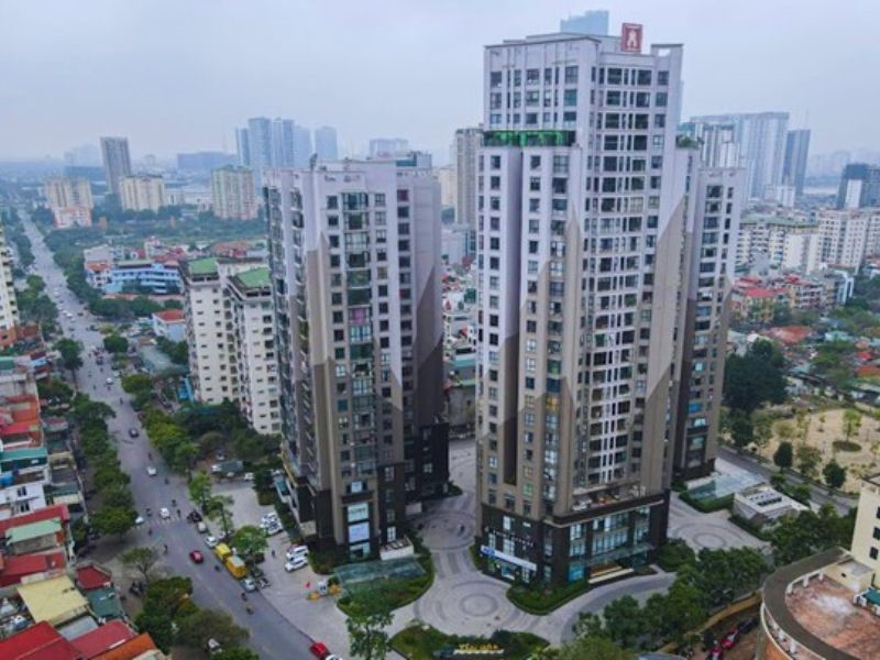 co-du-cho-dau-oto-va-xe-may-tai-chung-cu-park-view-city-yen-hoa-khong-onehousing-3