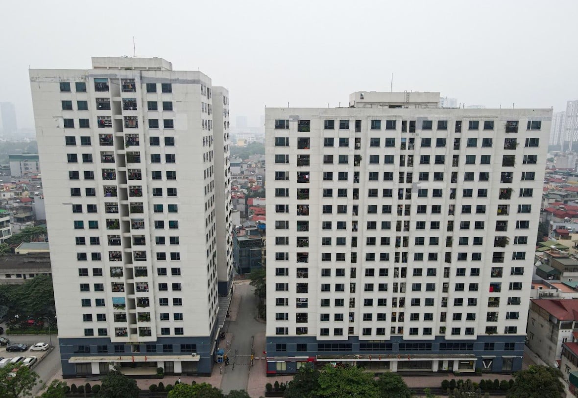 co-du-cho-dau-oto-va-xe-may-tai-chung-cu-c1-c2-xuan-dinh-khong-n17t-onehousing-1