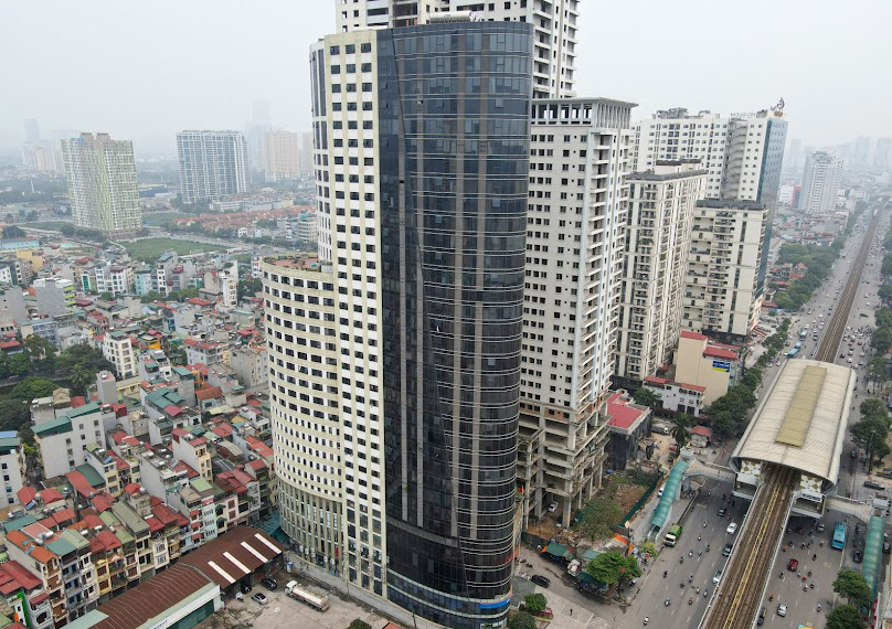 co-du-cho-dau-oto-va-xe-may-tai-chung-cu-ellipse-tower-quan-ha-dong-khong-onehousing-2