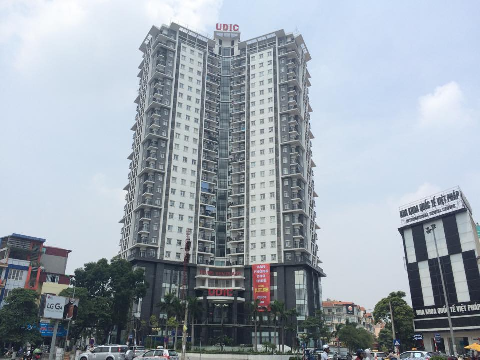 dia-diem-tien-hanh-thu-tuc-nhap-khau-voi-ho-gia-dinh-mua-chung-cu-trung-yen-plaza-onehousing-1