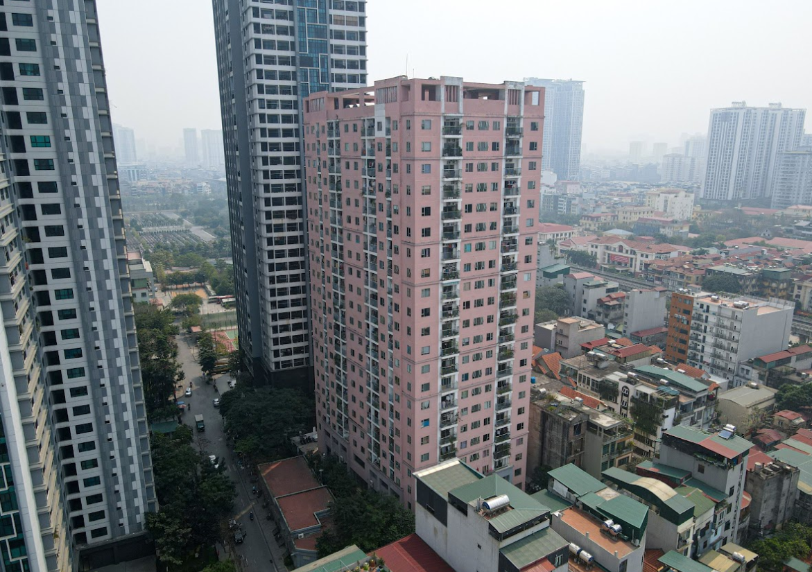 so-sanh-gia-ban-can-ho-du-an-goldmark-city-va-scitech-tower-OneHousing-2