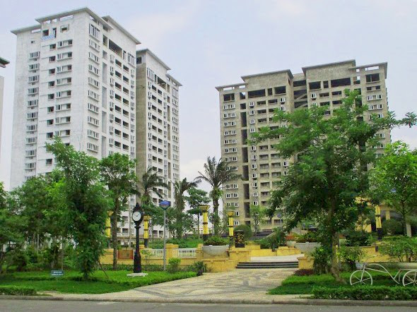 so-sanh-gia-ban-can-ho-du-an-green-house-viet-hung-va-eco-city-viet-hung-onehousing-1