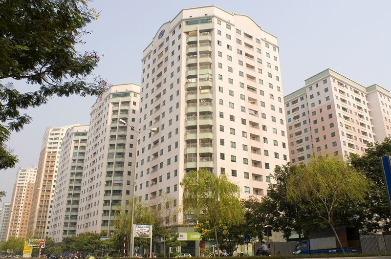 so-sanh-gia-ban-can-ho-du-an-chung-cu-vinaconex-1-va-vinata-tower-onehousing-1