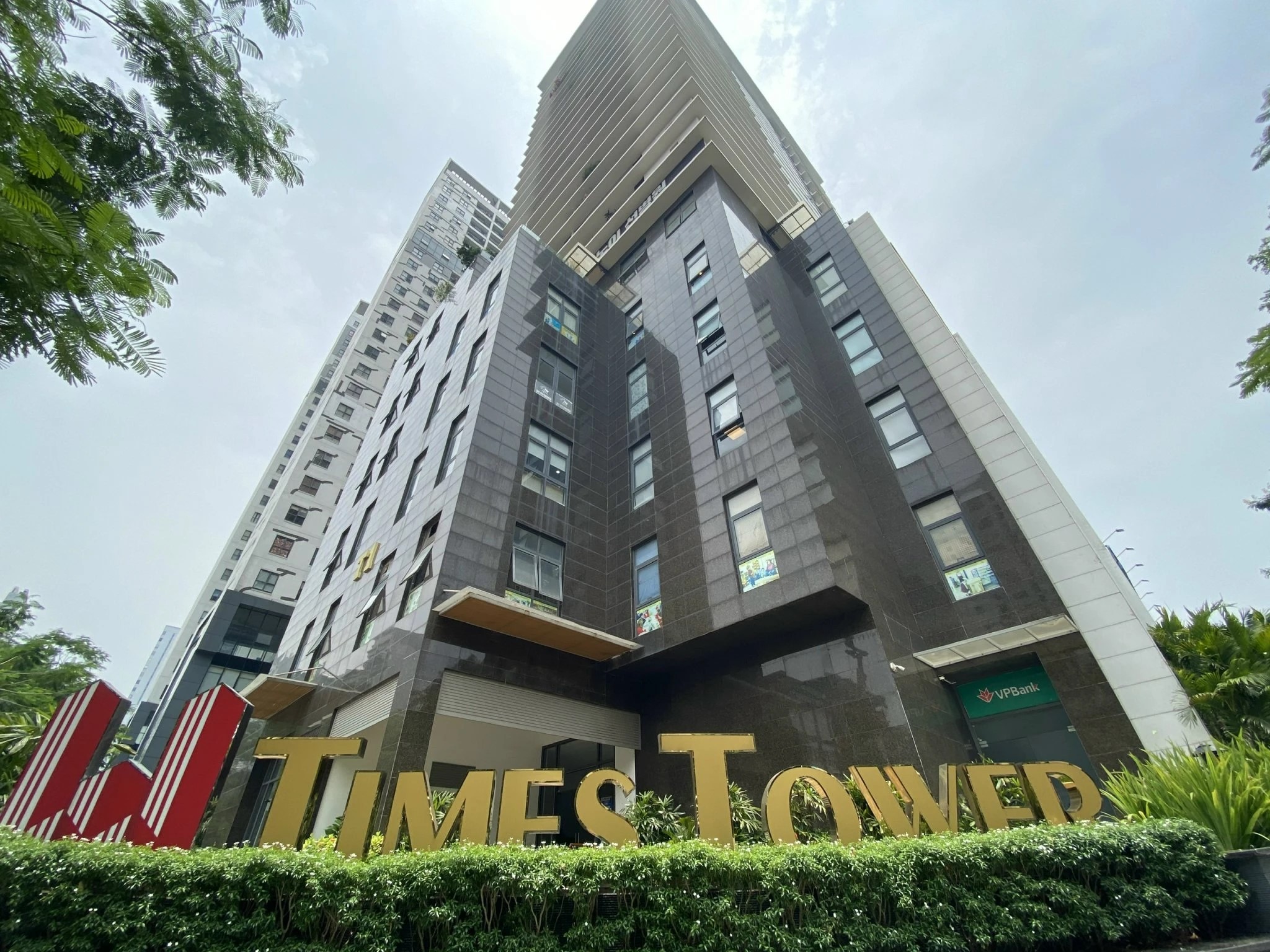 so-sanh-bien-dong-gia-cua-can-ho-chung-cu-golden-west-residence-va-times-tower-n17t-onehousing-1