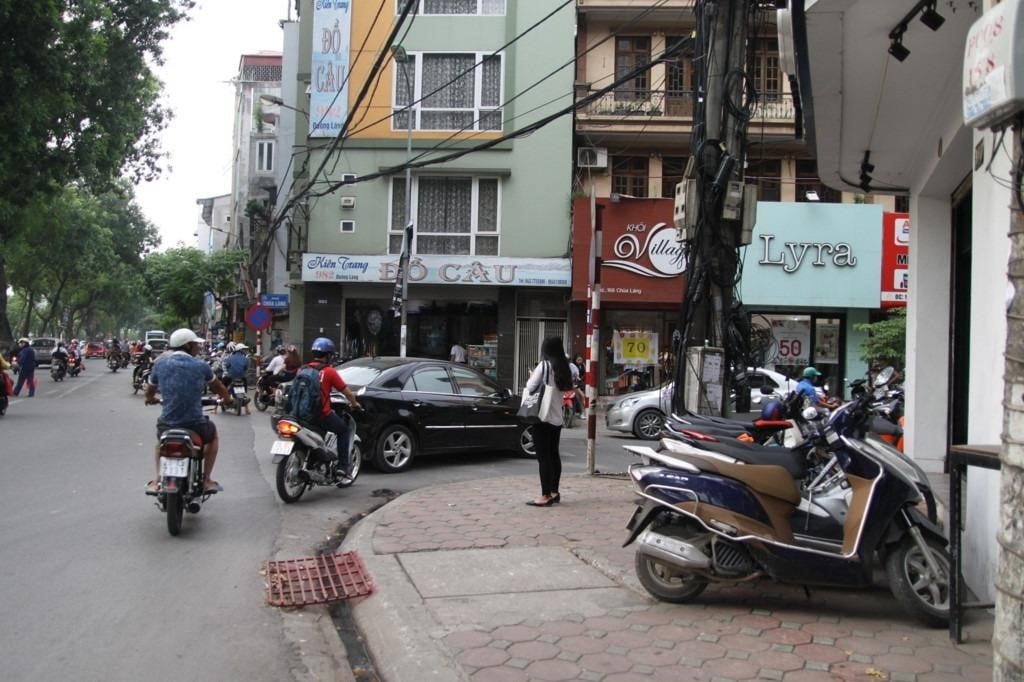 tong-quan-mua-ban-nha-dat-xung-quanh-dai-hoc-ngoai-thuong-n17t-onehousing-1