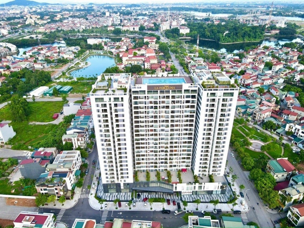 co-du-cho-dau-oto-va-xe-may-chung-cu-la-fortuna-khong-n17t-onehousing-1