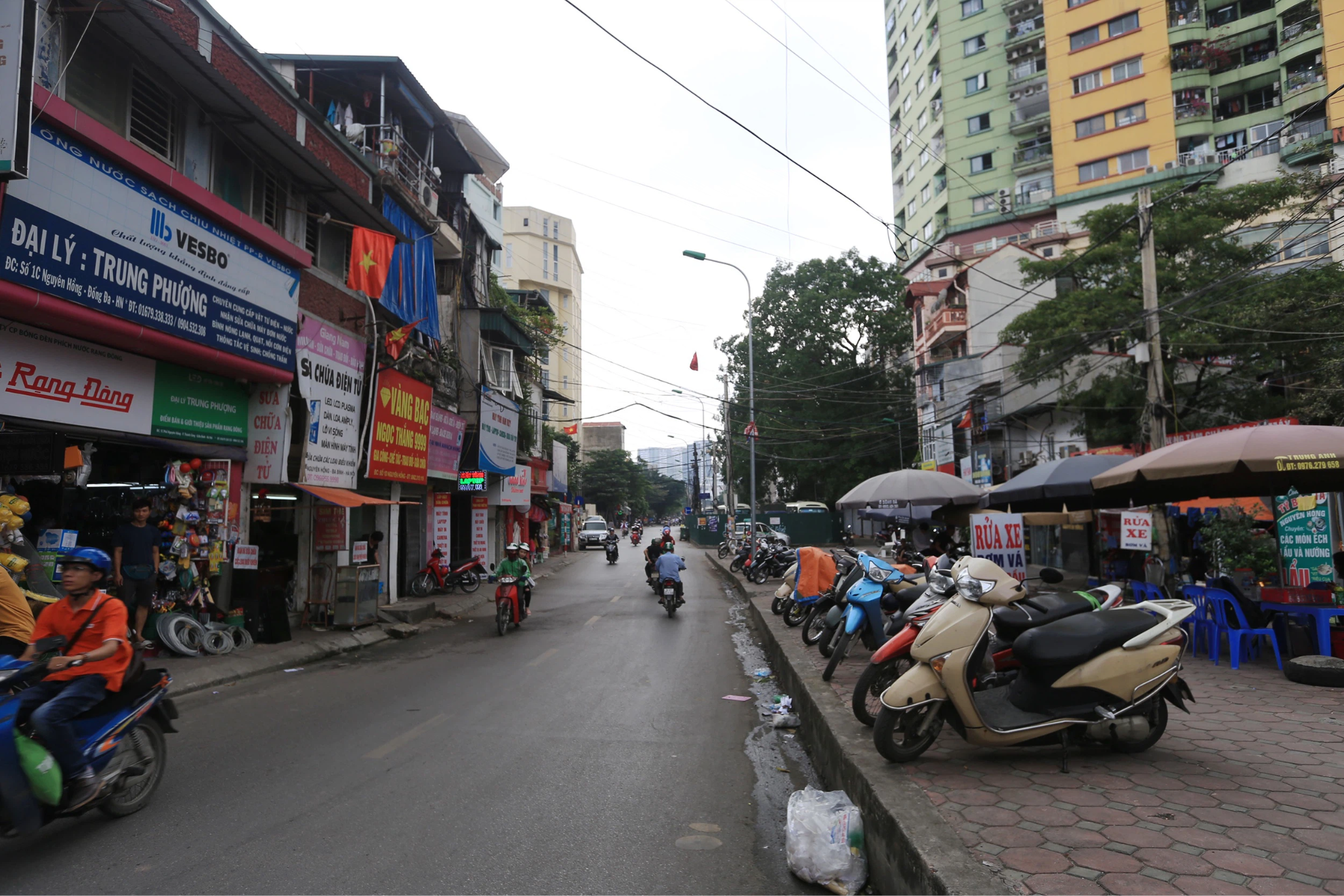 dia-diem-tien-hanh-thu-tuc-nhap-khau-voi-ho-gia-dinh-mua-nha-dat-tai-pho-nguyen-hong-phuong-lang-ha-quan-dong-da-onehousing-2