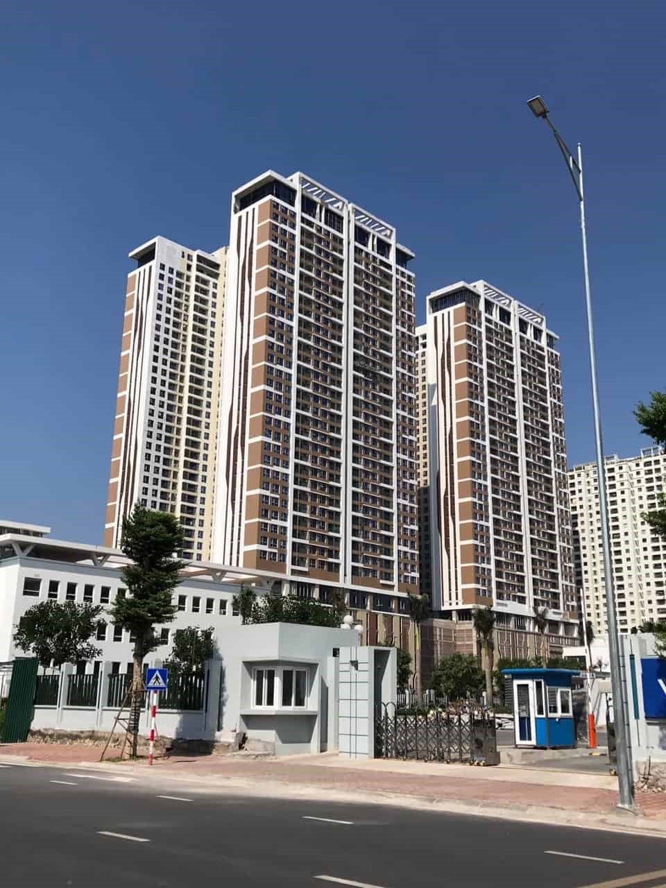 co-du-cho-dau-oto-va-xe-may-chung-cu-6th-element-quan-tay-ho-khong-n17t-onehousing-1