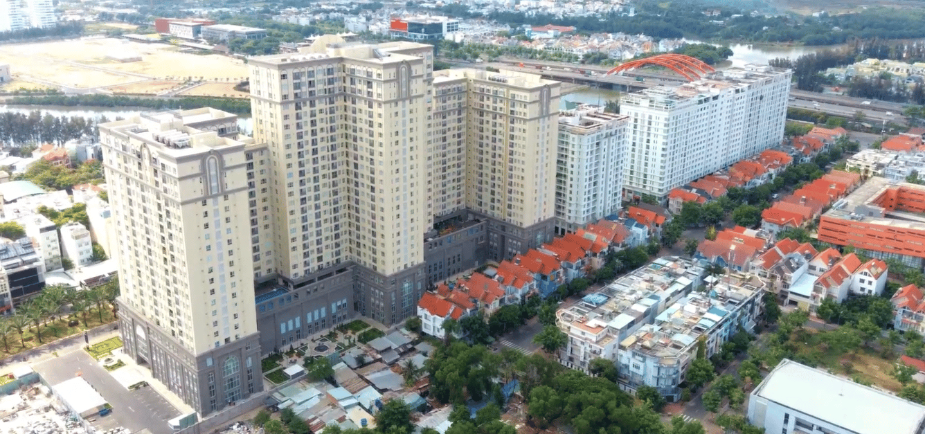 co-du-cho-dau-oto-va-xe-may-chung-cu-sai-gon-mia-huyen-binh-chanh-khong-onehousing-2