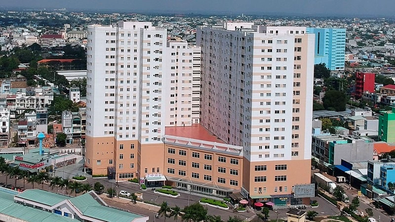 co-du-cho-dau-oto-va-xe-may-chung-cu-hqc-hoc-mon-khong-onehousing-1