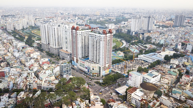 co-du-cho-dau-oto-va-xe-may-chung-cu-the-everrich-i-quan-11-khong-onehousing-1