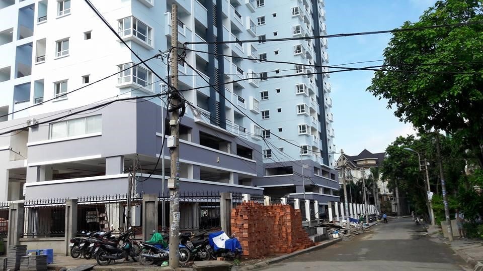 co-du-cho-dau-oto-va-xe-may-chung-cu-full-house-quan-binh-tan-khong-onehousing-2