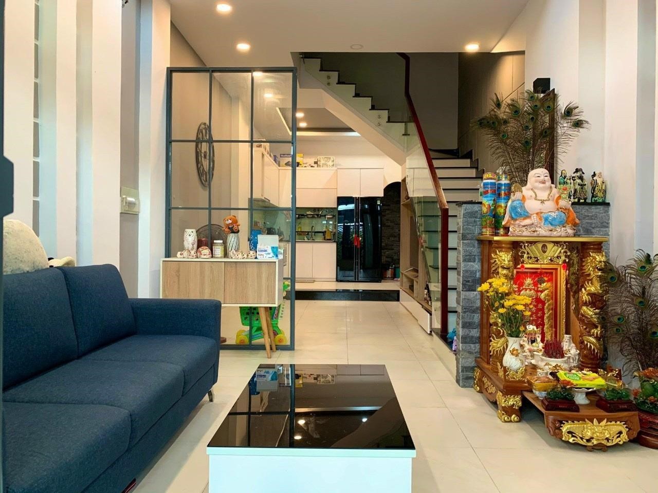 nha-mat-pho-duong-cao-ba-nha-quan-1-hien-co-gia-bao-nhieu-onehousing-3