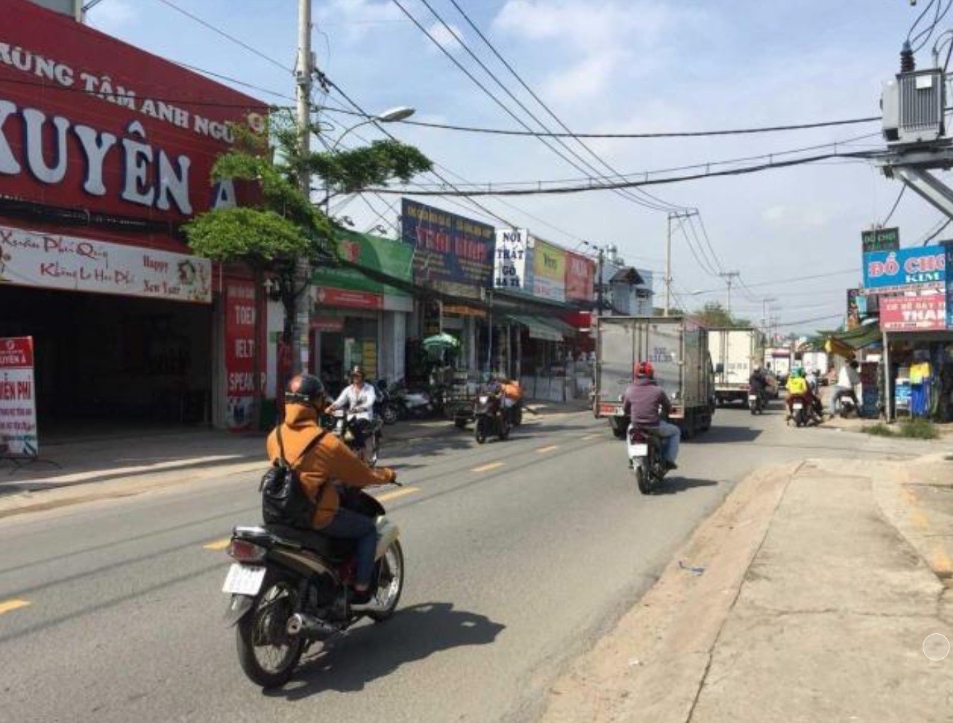 gia-ban-nha-rieng-nguyen-can-duong-dat-moi-quan-binh-tan-hien-tai-la-bao-nhieu-n17t-onehousing-1