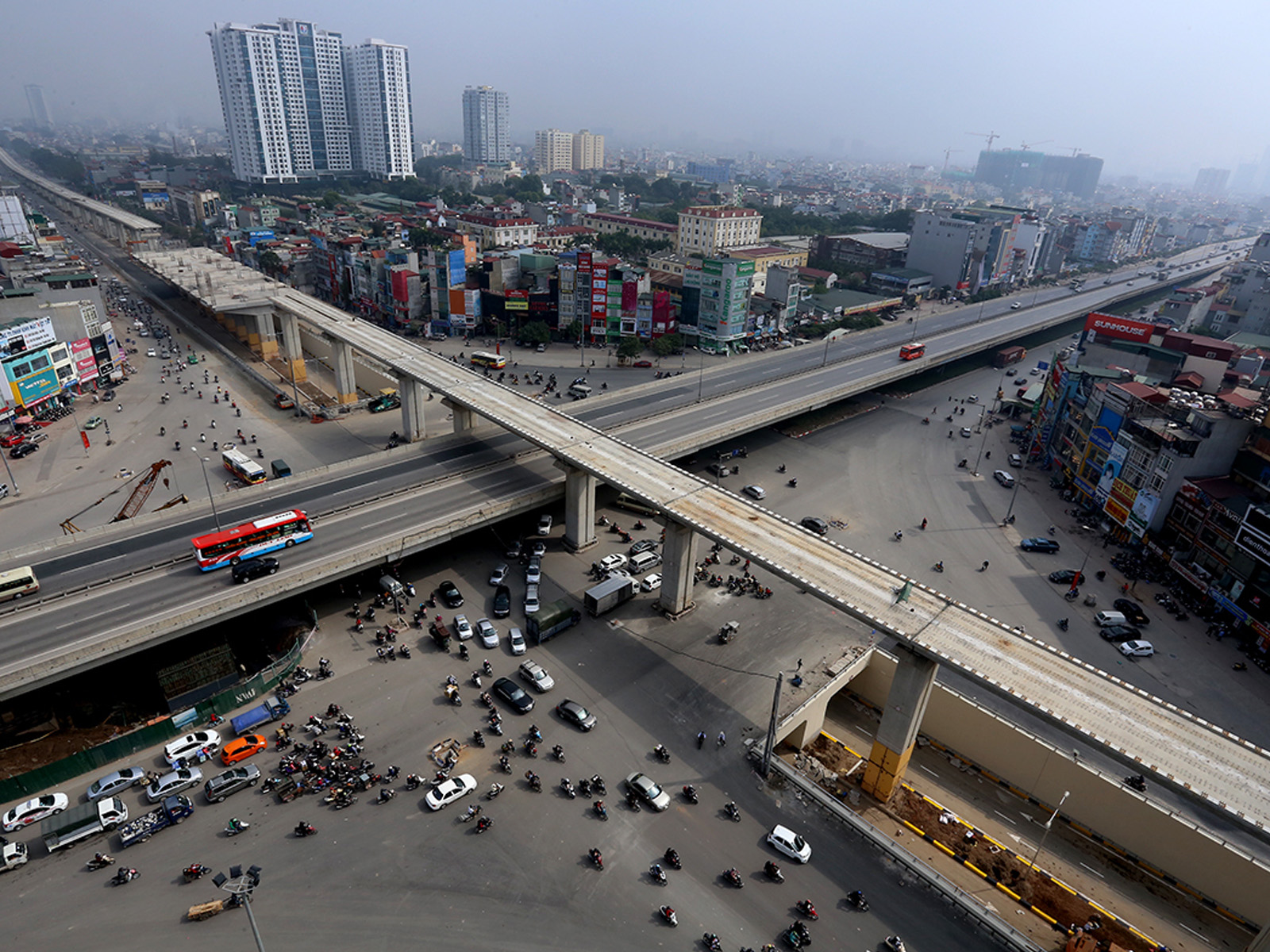 nha-dat-tho-cu-phuong-ha-dinh-va-thuong-dinh-ben-nao-dat-ben-nao-re-hon-OneHousing-2