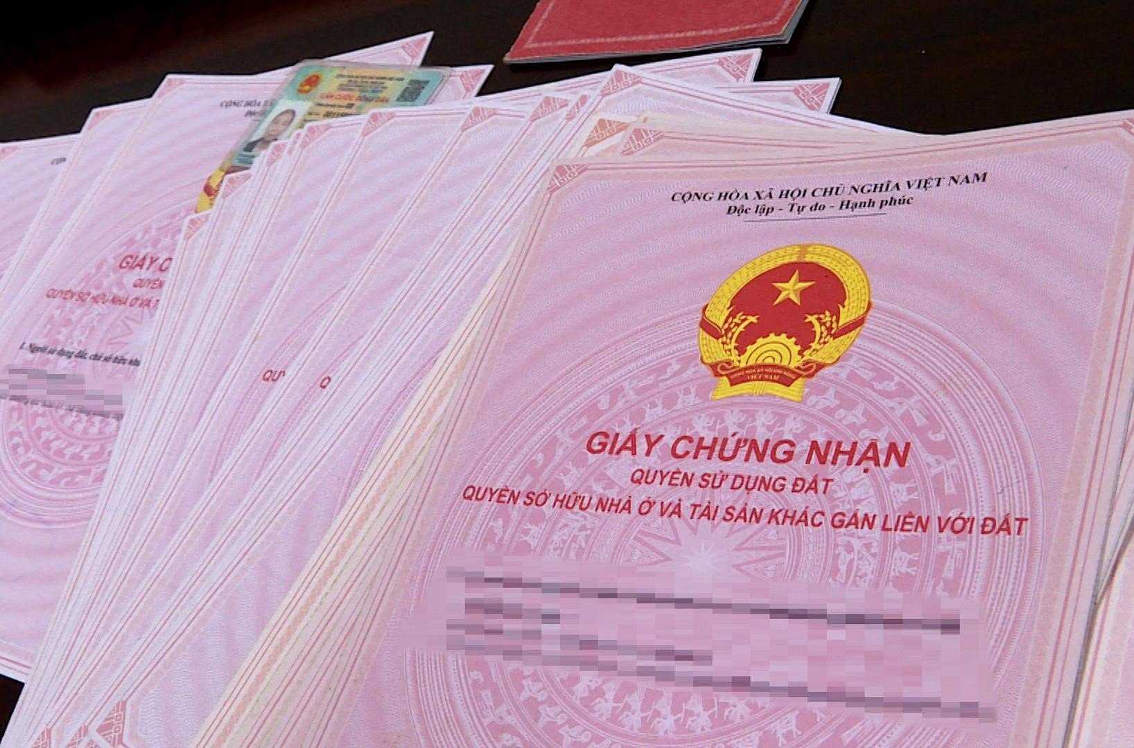 co-nen-ban-nha-mat-pho-de-mua-chung-cu-khong-onehousing-3