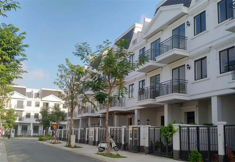 ban-nha-pho-12-ty-dong-de-dau-tu-nhieu-can-ho-chung-cu-hop-ly-hay-khong-onehousing-3