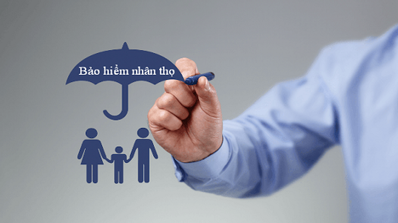 nen-mua-bao-hiem-hay-gui-tiet-kiem-khi-muon-tich-luy-tien-lau-dai-onehousing-2