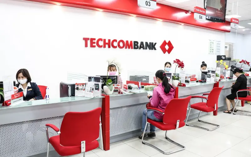 techcombank-acb-ngan-hang-nao-co-lai-suat-vay-the-chap-uu-dai-hon-onehousing-2