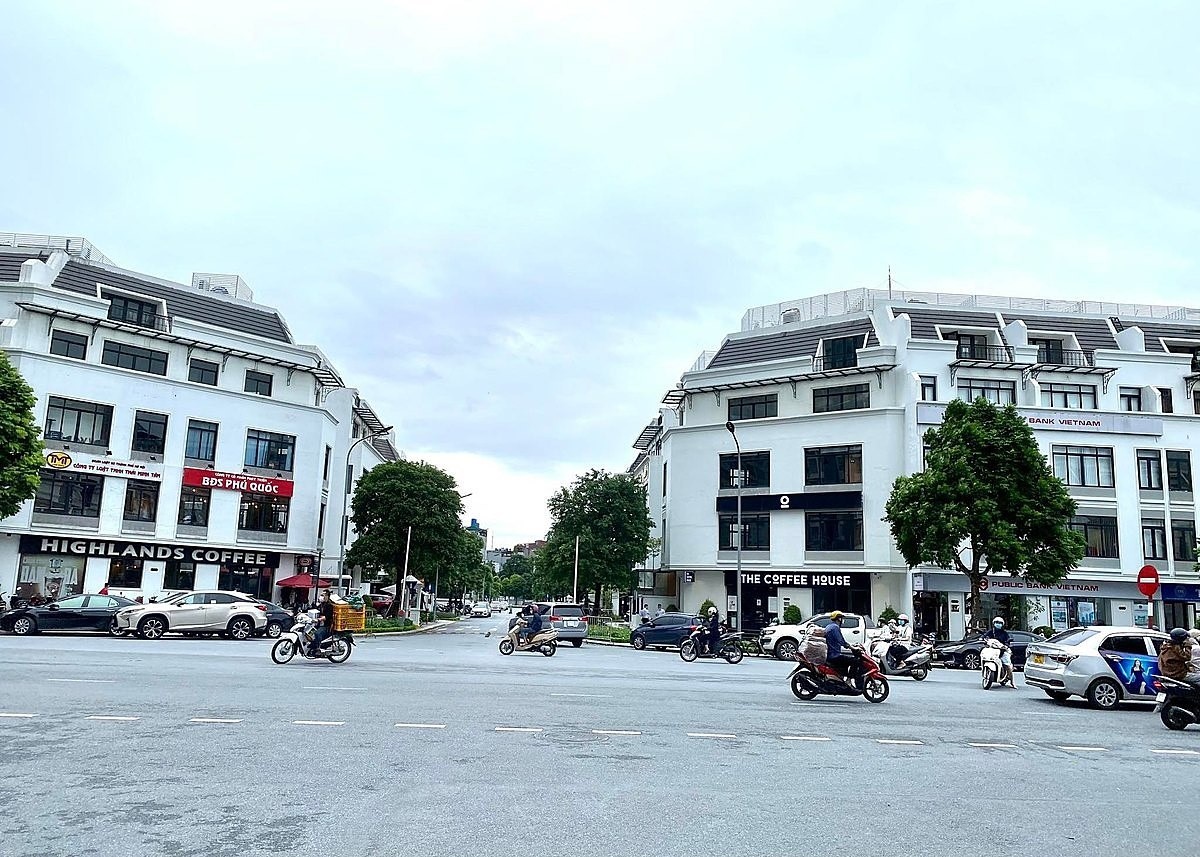 shophouse-co-con-la-ga-de-trung-vang-cho-nha-dau-tu-n17t-onehousing-1